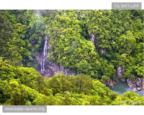 澳门纸醉金迷之间亦能畅享高尔夫挥杆时光中的绿色宁静乐土美景秀